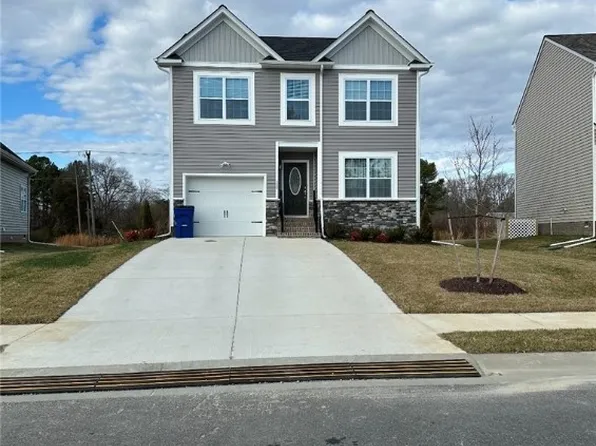 4912 Bailey Woods Ln, Midlothian, VA 23112