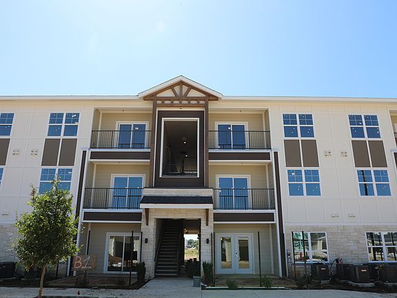 2nd image of 428 Ivory Dr #253c94cdd