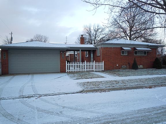 2nd image of 27101 Princeton St