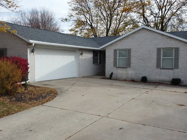 14 Victoria Dr, La Salle, IL 61301