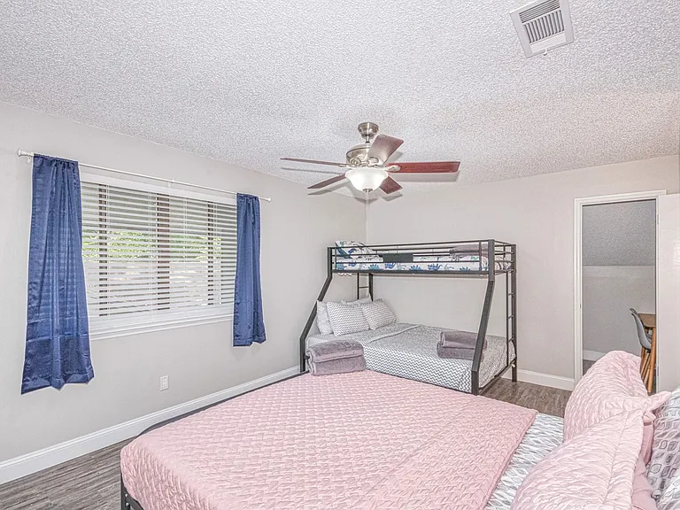 430 Grail Ct — Photo 13