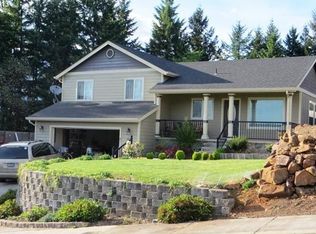 1570 Cottage Heights Loop, Cottage Grove, OR 97424