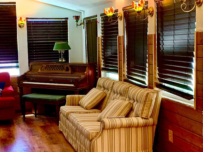333 Sisterdale Rd — Photo 26
