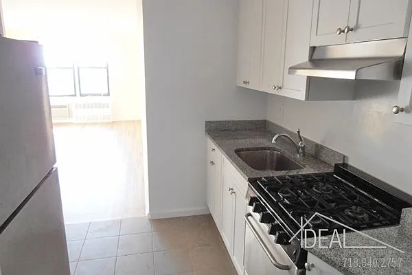 Rented by Ideal Properties Group | media 4