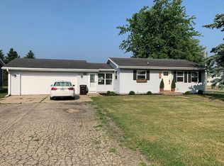 210 N Locust St, Forreston, IL 61030