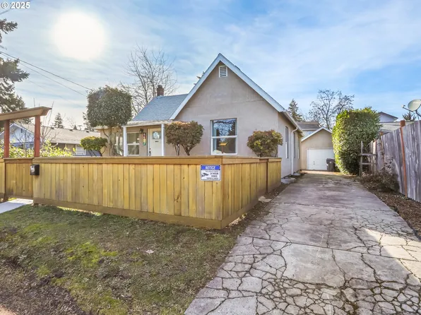 6637 SE 63rd Ave, Portland, OR 97206