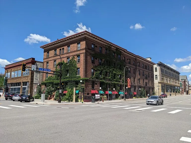 1204 Harmon Pl #10 — Photo 3