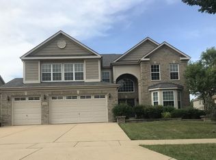 1914 Moraine Rd, Bolingbrook, IL 60490