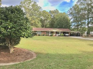 23 Charlton Rd, Hazlehurst, GA 31539