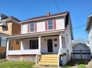 745 7th Ave, Coraopolis, PA 15108