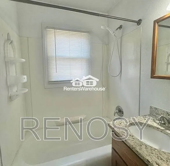 510 N 6th Ave E #2 — Photo 10