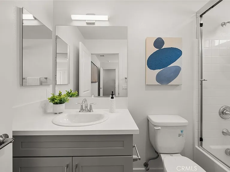 2109 N White Ave #2109A — Photo 14