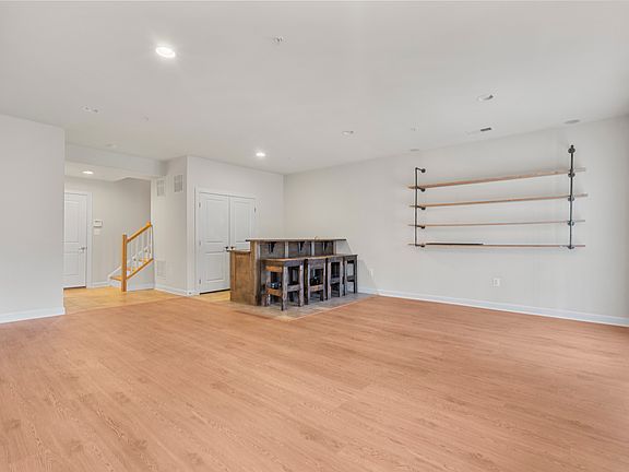 5th image of 7451 Burnside Way
