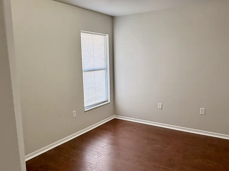 6584 SW 62nd Ct — Photo 8
