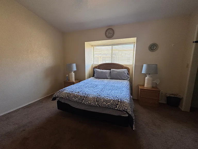 201 Riverfront Dr #4 — Photo 36