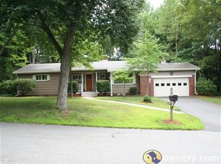 11 Linda Rd, Andover, MA 01810