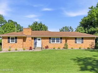 4709 Clarmar Rd, Jeffersontown, KY 40299