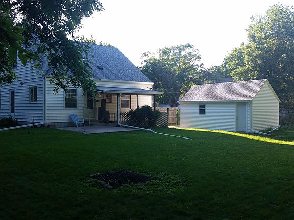 3rd image of 714 Stanton Ave