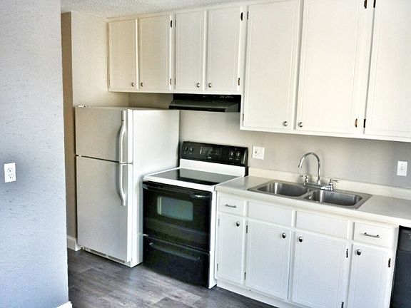 2nd image of 4010 15th Ave S APT 16D
