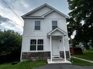 721 W Liberty St, Charles Town, WV