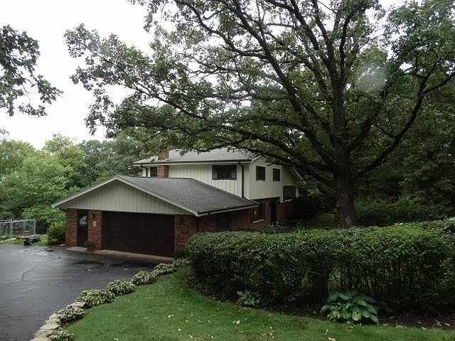 1st image of S28W30123 Bryn Mawr Ct