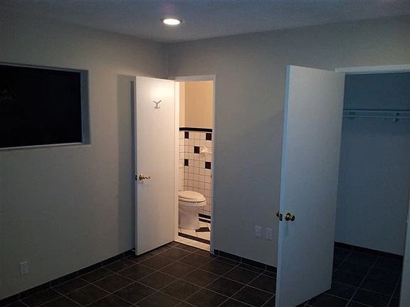 3rd image of 4151 Harlan Ave