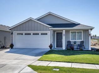 643 NE McCampbell St, Madras, OR 97741