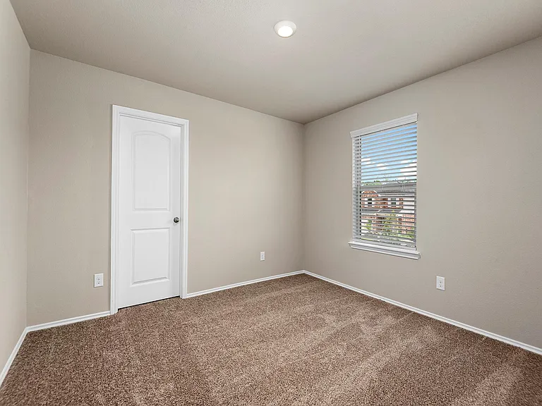 9278 Inland Leather Ln — Photo 23