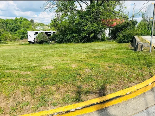 209 Fox St, Mount Sterling, KY 40353