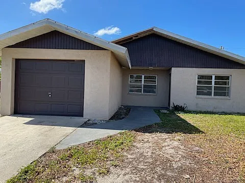 3 Bedroom 1.5 Bath 1 car Garage — Photo 1