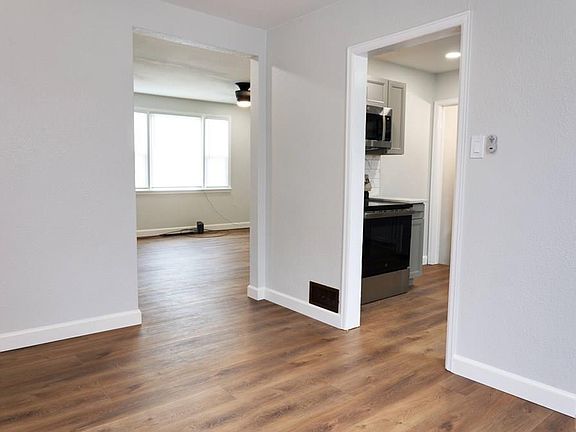 4th image of 1704 E 5th St
