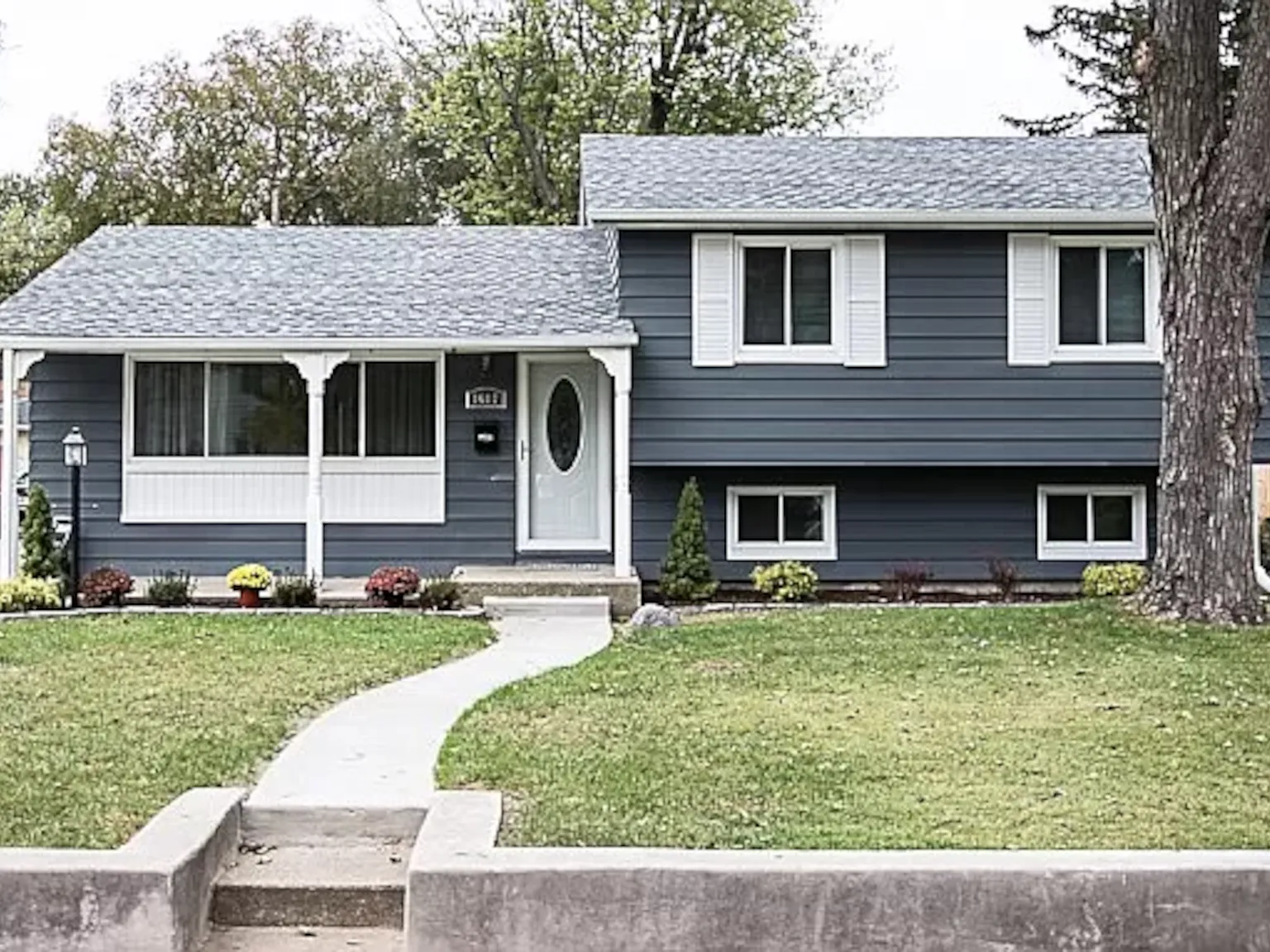 1617 McKinley Ave — Photo 1