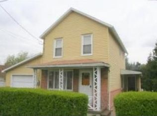 27 Railroad St #L17, Simpson, PA 18407