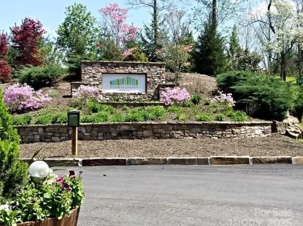 17 Franklin Trace Dr Unit 17, Asheville, NC 28804