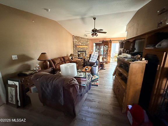 3rd image of 877 S Ridge Dr