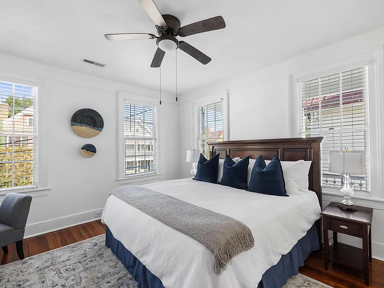 245 Ashley Ave — Photo 10