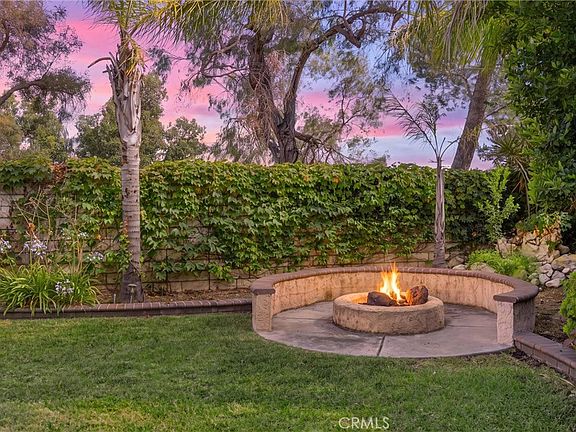 5th image of 13547 Sherman Pl