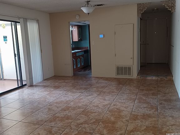 5th image of 11843 Braesview #1107