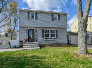 3210 W Bailey Rd, Cuyahoga Falls, OH