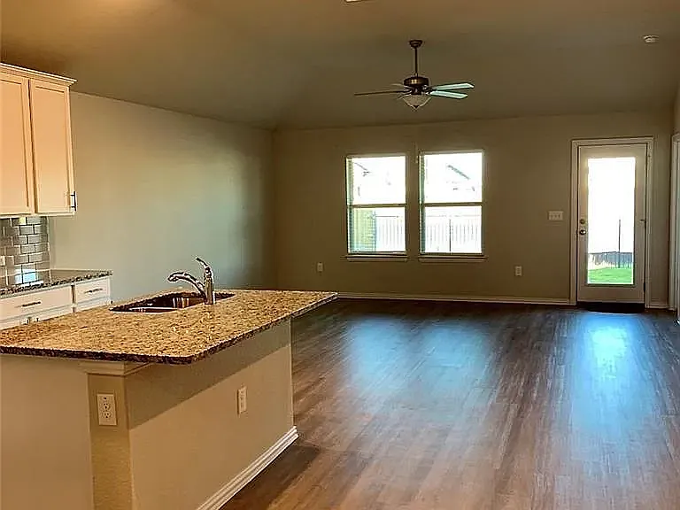 17320 Crowndale Dr — Photo 18