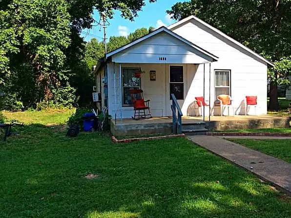 1208 French St, Jonesboro, AR 72401