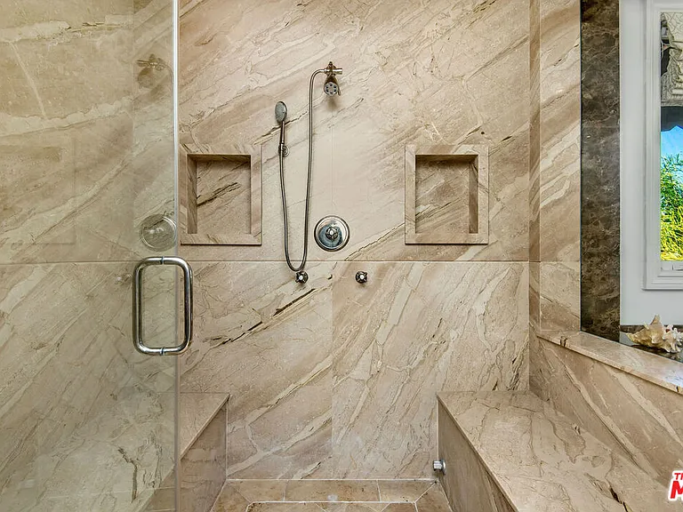 24908 Bella Vista Dr — Photo 52