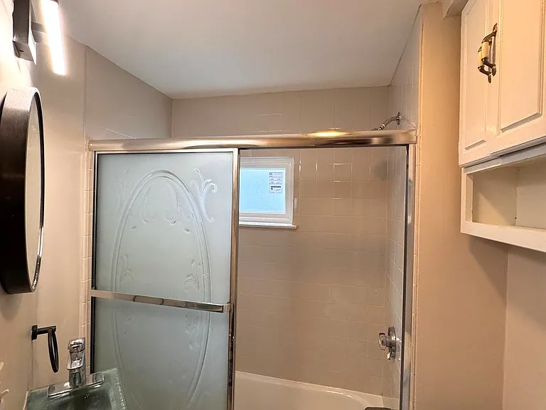38 Hunting St #2 — Photo 7