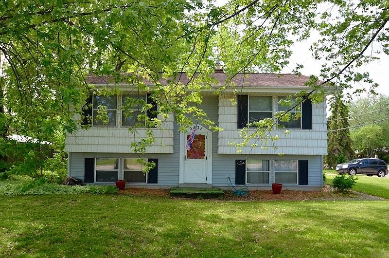 2nd image of 3431 W Ramsey Ave