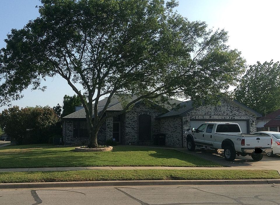 1st image of 212 Shawnee Trl