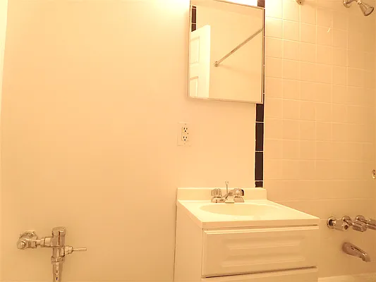 Rented by Corcoran | media 7