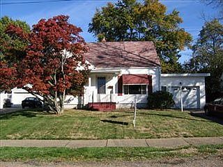1st image of 627 E Paige Ave