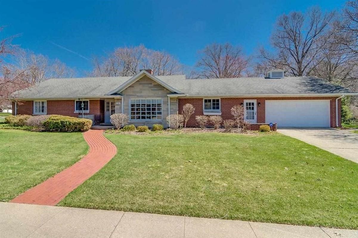 108 S Twyckenham Dr, South Bend, IN 46617 Zillow