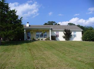 1200 Meadow Lake Ln, Park Hills, MO 63601