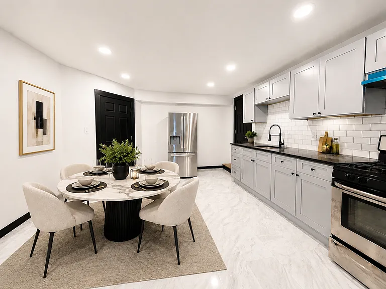 1-145 Washington Ave #4 — Photo 1